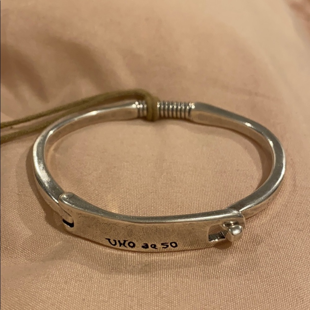 UNOde50 silver cuff bracelet